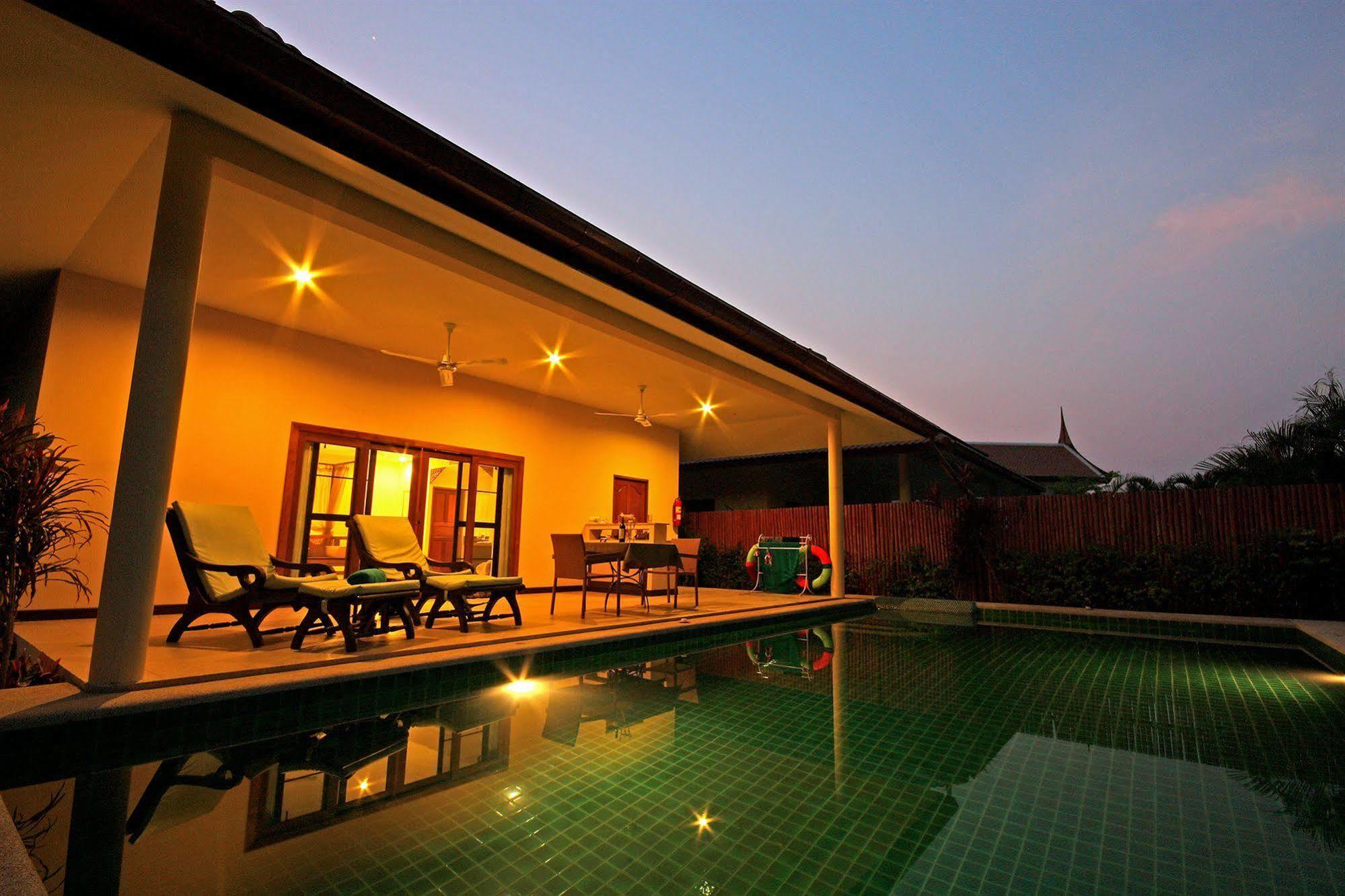 Thai Thani Pool Villa Resort Джомтьен Экстерьер фото