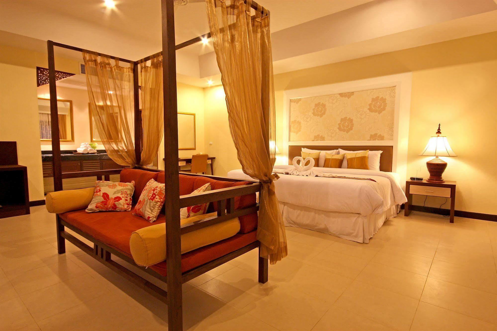 Thai Thani Pool Villa Resort Джомтьен Экстерьер фото