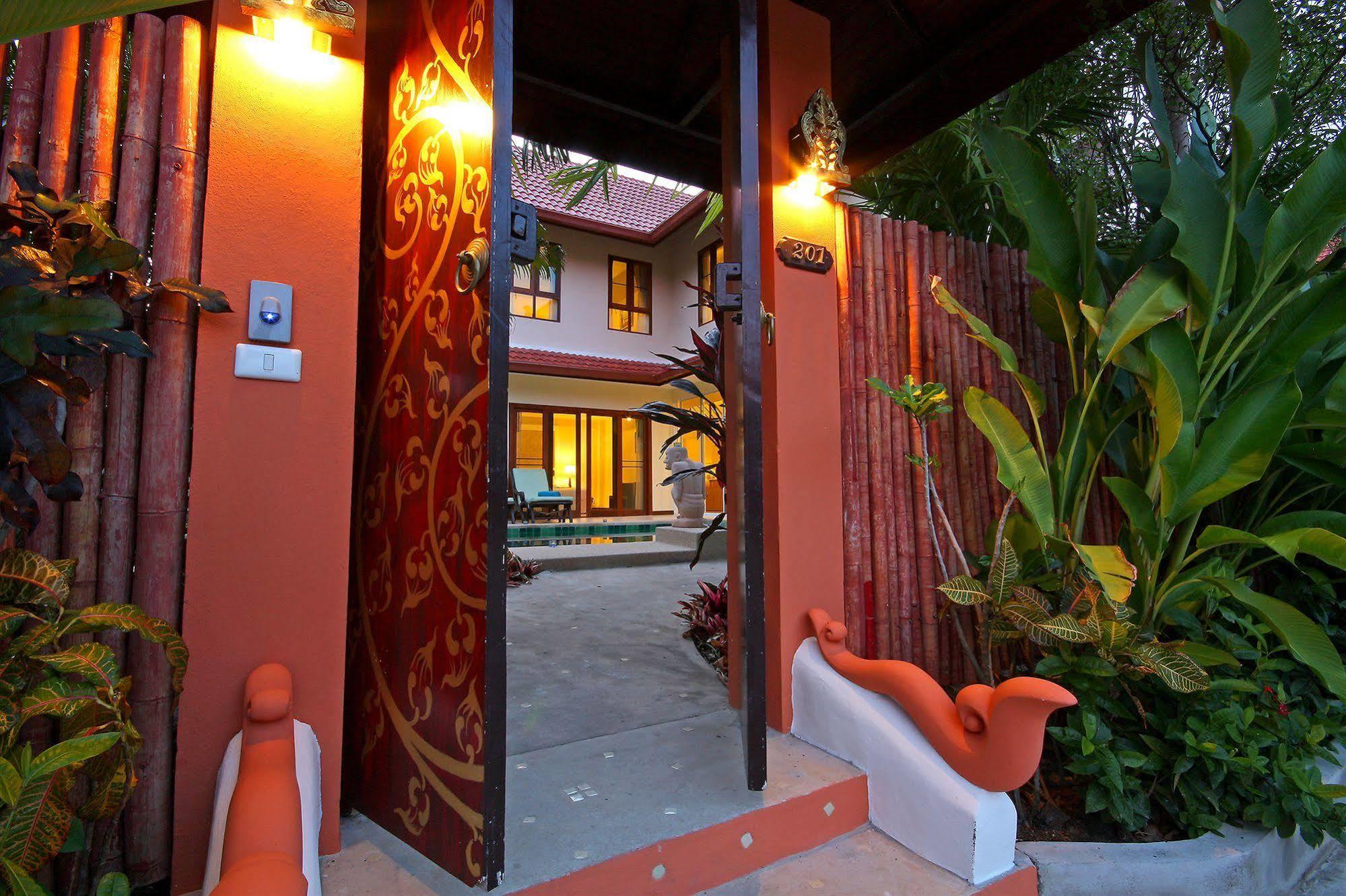 Thai Thani Pool Villa Resort Джомтьен Экстерьер фото